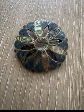 Taxco flower brooch with inlaid abalone